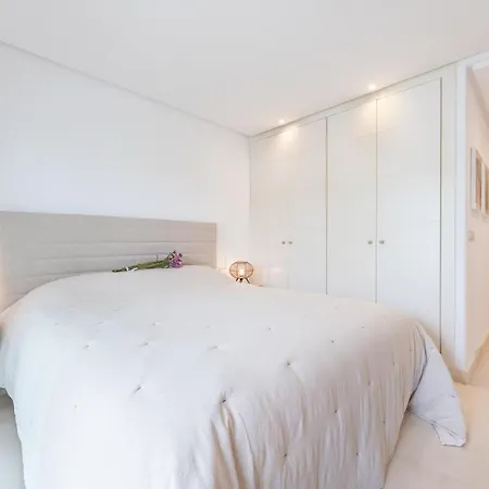 Fresh And Modern 2 Bedrooms Apt Vista Real Rdr311 Apartment