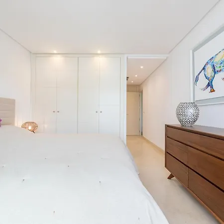Fresh And Modern 2 Bedrooms Apt Vista Real Rdr311 Apartment *
